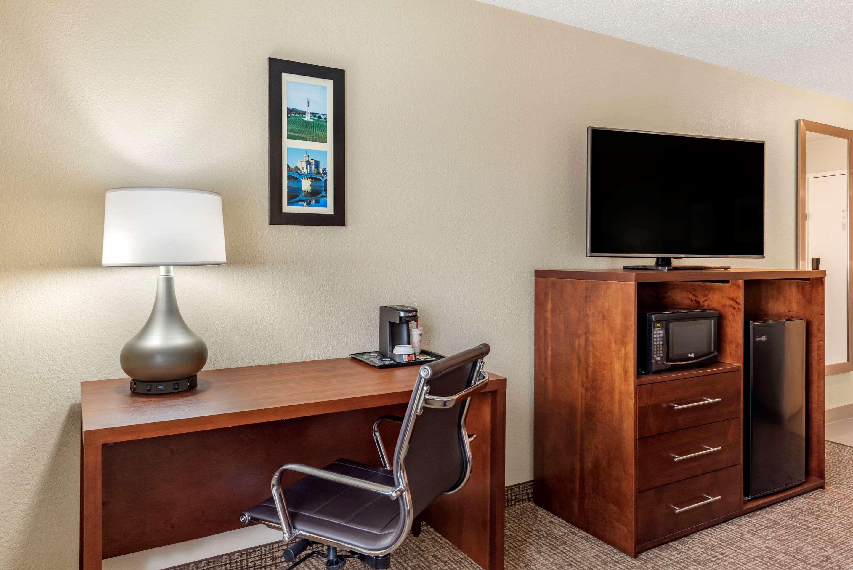 Comfort Inn & Suites Middletown - Franklin Dış mekan fotoğraf