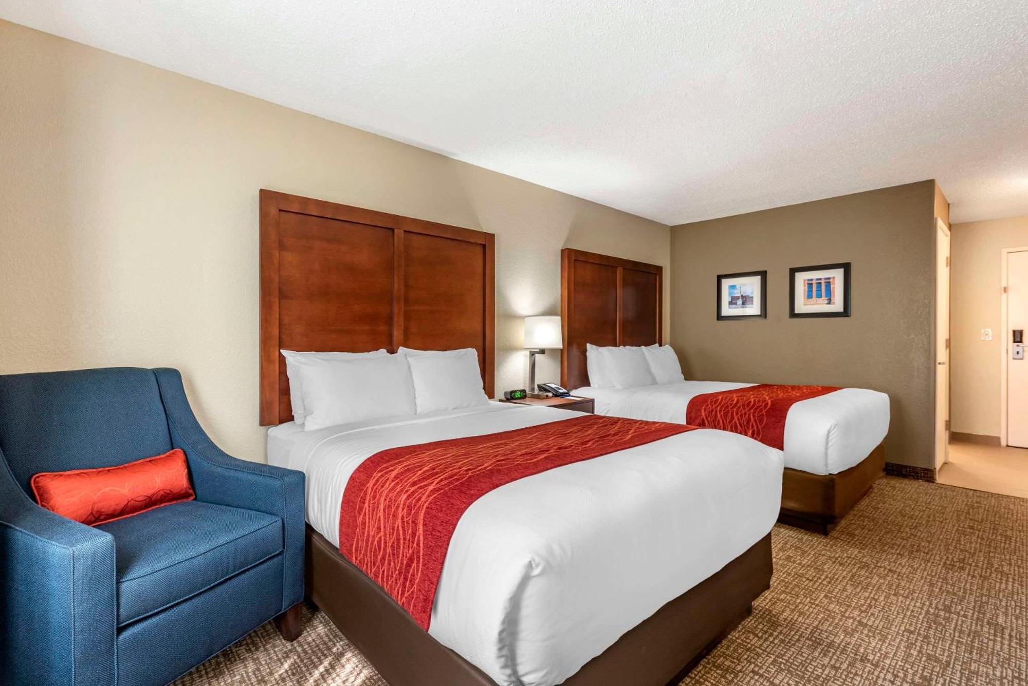 Comfort Inn & Suites Middletown - Franklin Dış mekan fotoğraf